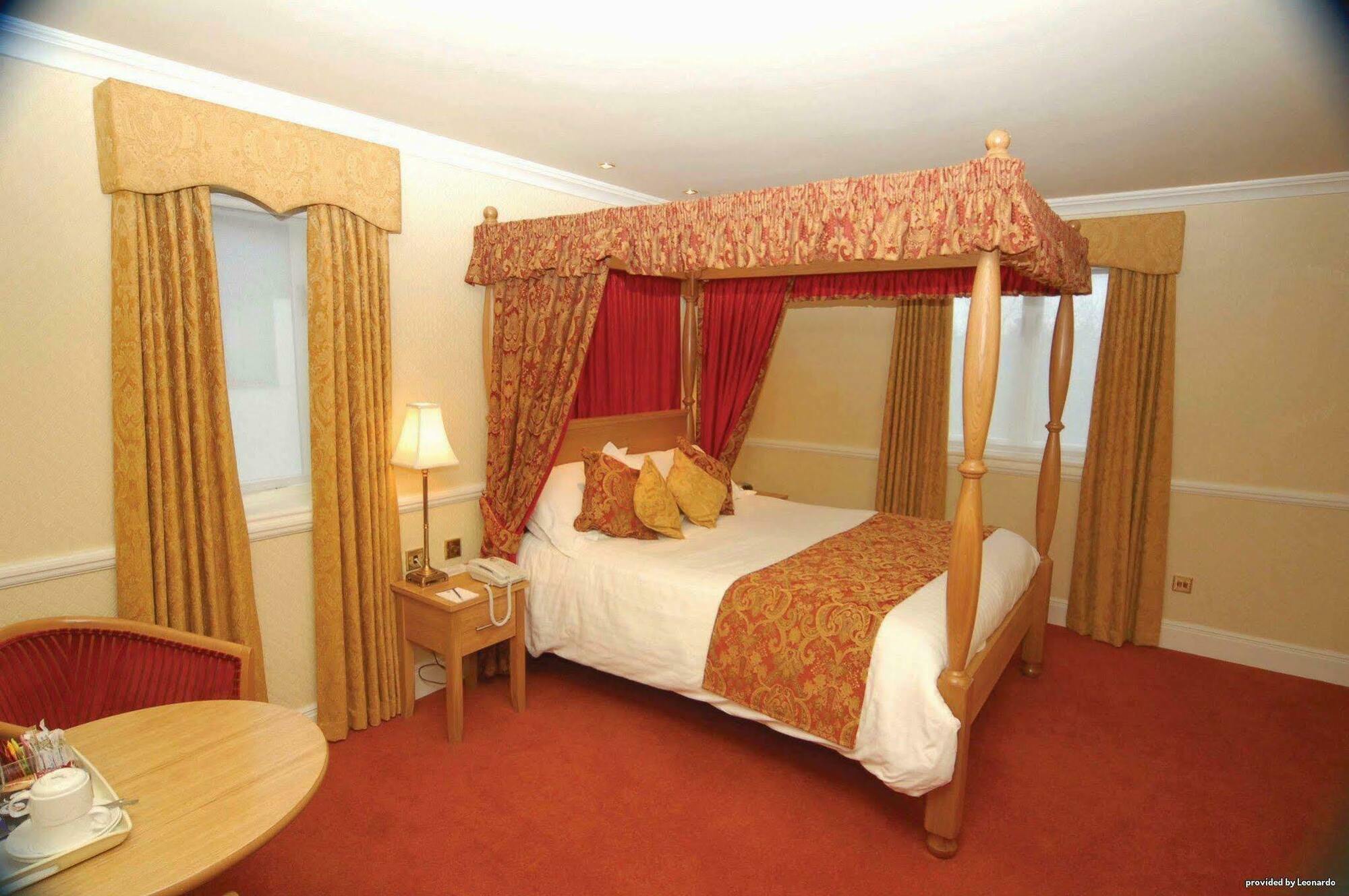 Best Western Gables Hotel Falfield Room photo